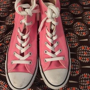 Pink converse chuck Taylor’
